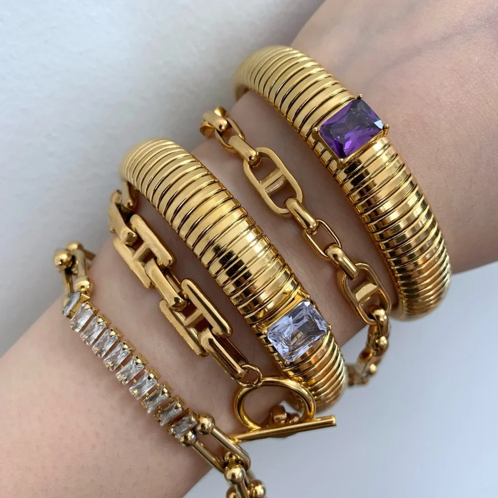 18k Gold Plated Bracelet/Bangle - Purple💜 - Picture 2 of 3